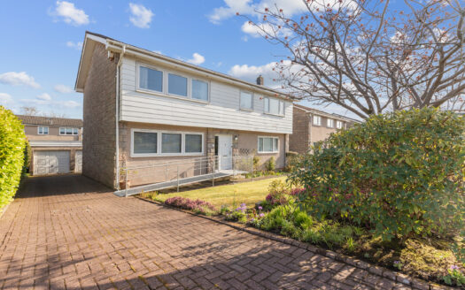 13 Lovat Avenue, Bearsden, Glasgow, G61 3LQ