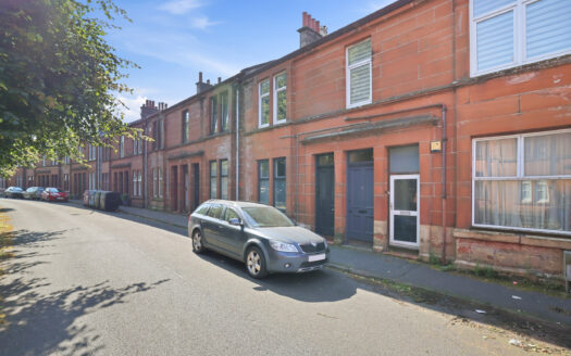 16/R Seamore Street, Largs
