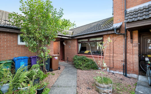 19 Elderpark Grove, Glasgow, G51 3LY